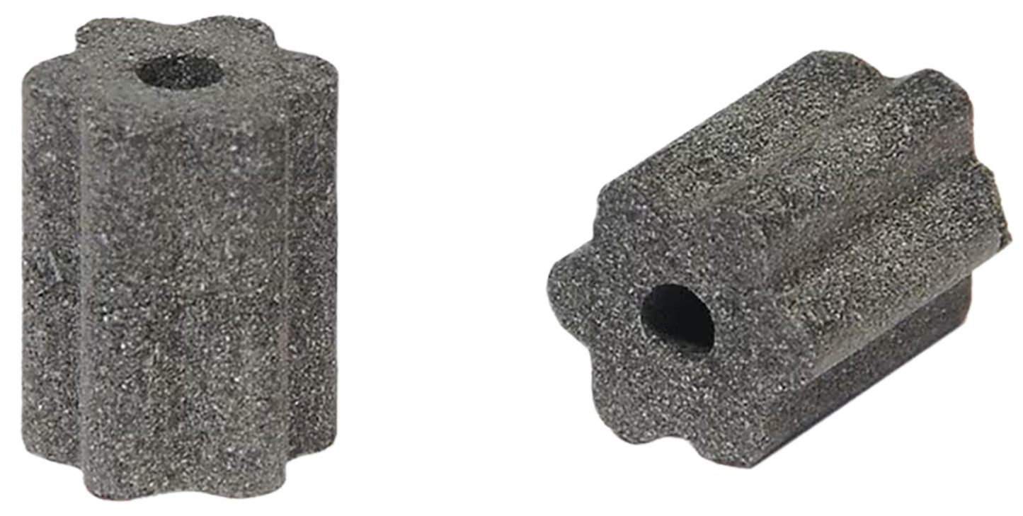 103647